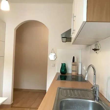 Neben Dem Lkh Und Der Medizinischen Universitaet Apartmán