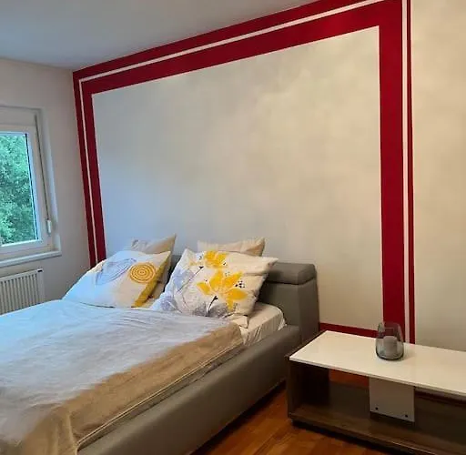 شقة Neben Dem Lkh Und Der Medizinischen Universitaet *